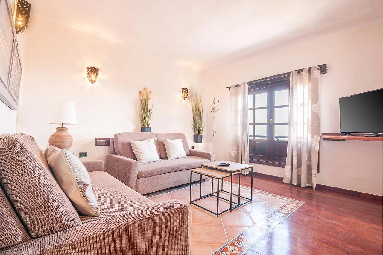 Apartamentos Rurales Islas Canarias La Asomada  La Asomada (Lanzarote)