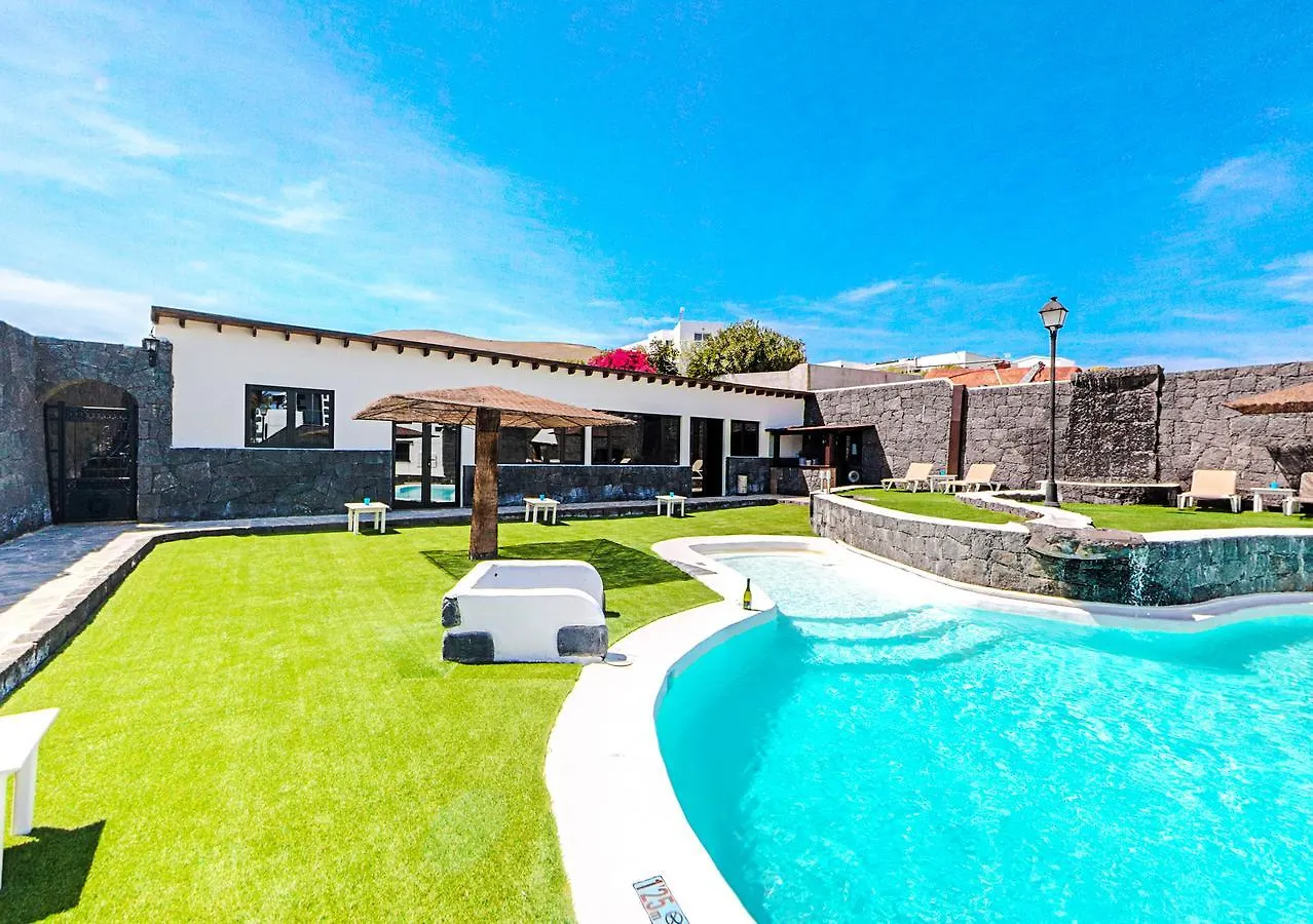 Apartamentos Rurales Islas Canarias La Asomada  La Asomada (Lanzarote)